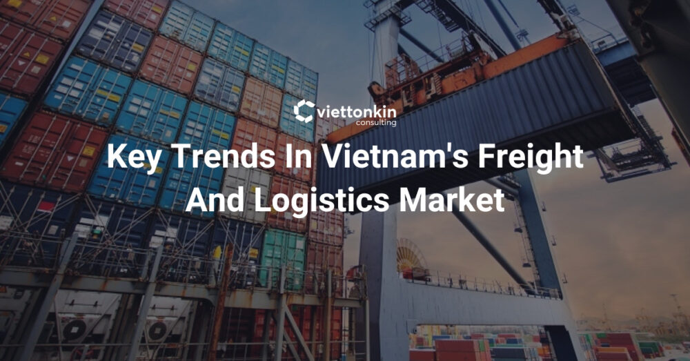 Black and Violet Dark Professional Real Estate Weekly Team Updates Presentation × px