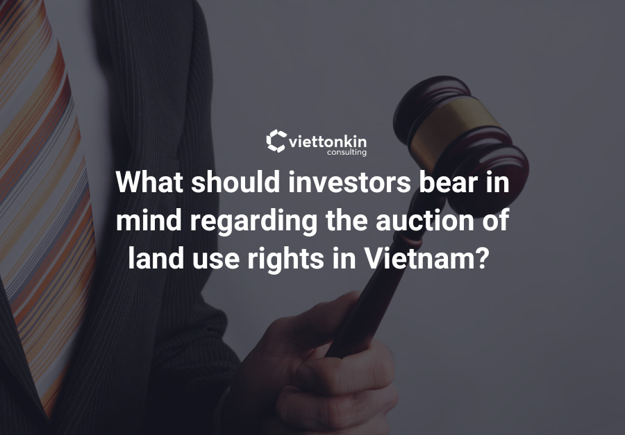 Black and Violet Dark Professional Real Estate Weekly Team Updates Presentation × px × px