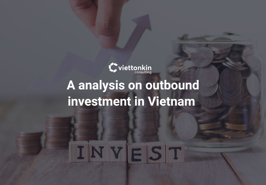 Black and Violet Dark Professional Real Estate Weekly Team Updates Presentation × px × px