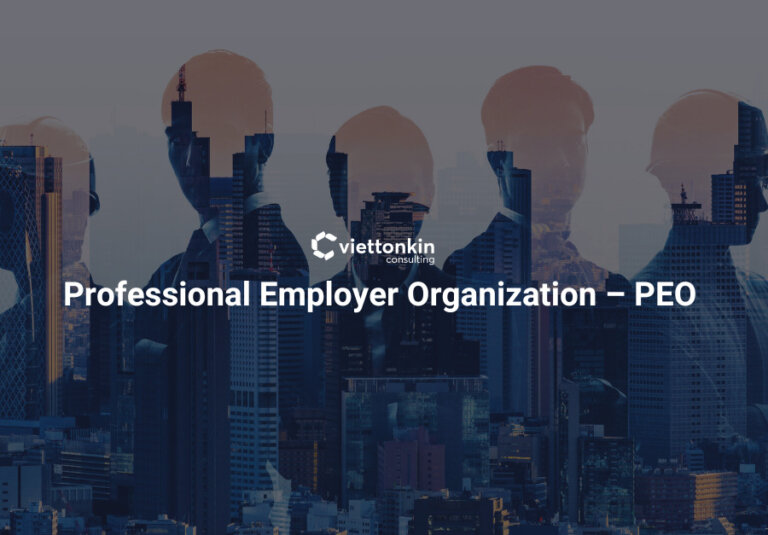 Black and Violet Dark Professional Real Estate Weekly Team Updates Presentation × px × px
