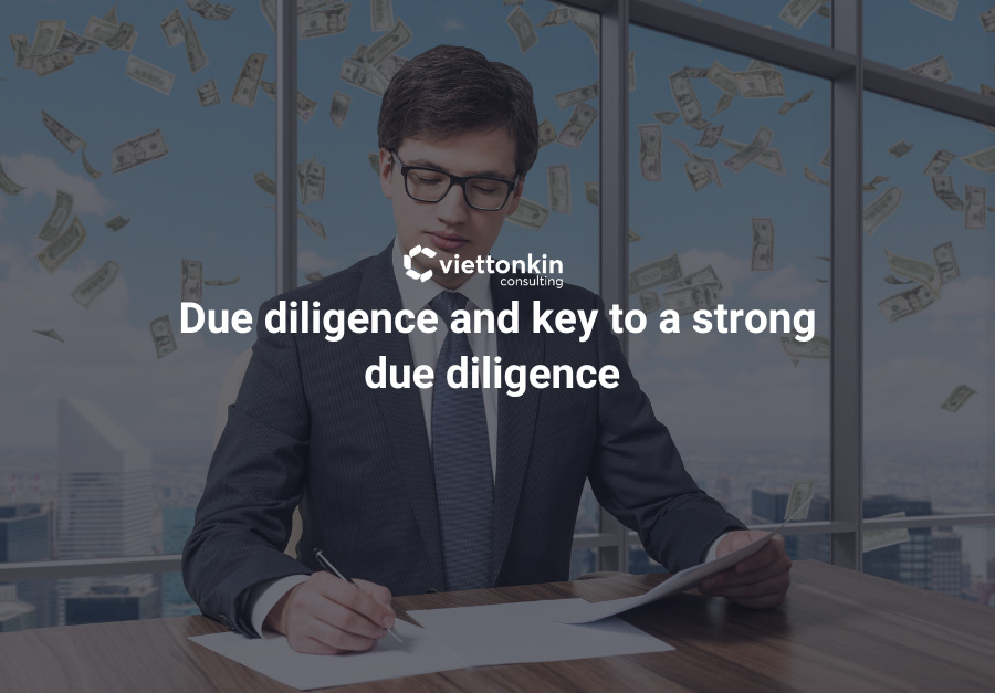 Black and Violet Dark Professional Real Estate Weekly Team Updates Presentation × px × px