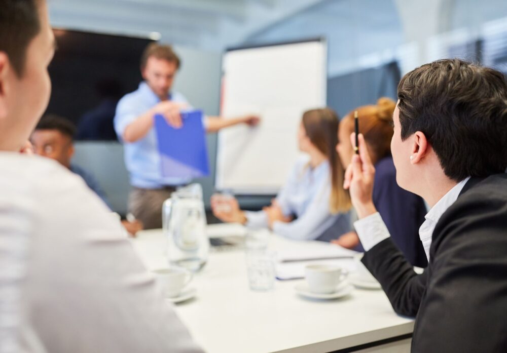 How to set up Human Resource Compliance System in Vietnam