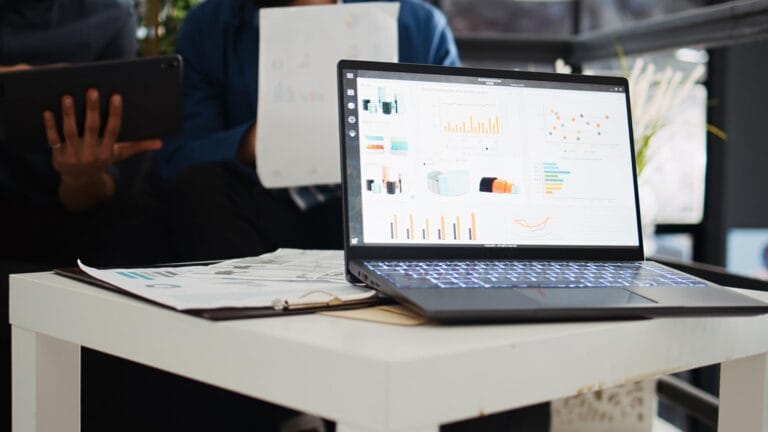 Digital marketing + online presence growth in Vietnam